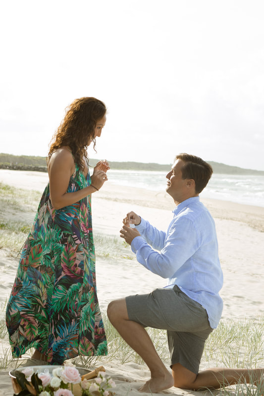 Engagement photographer sunshine coast